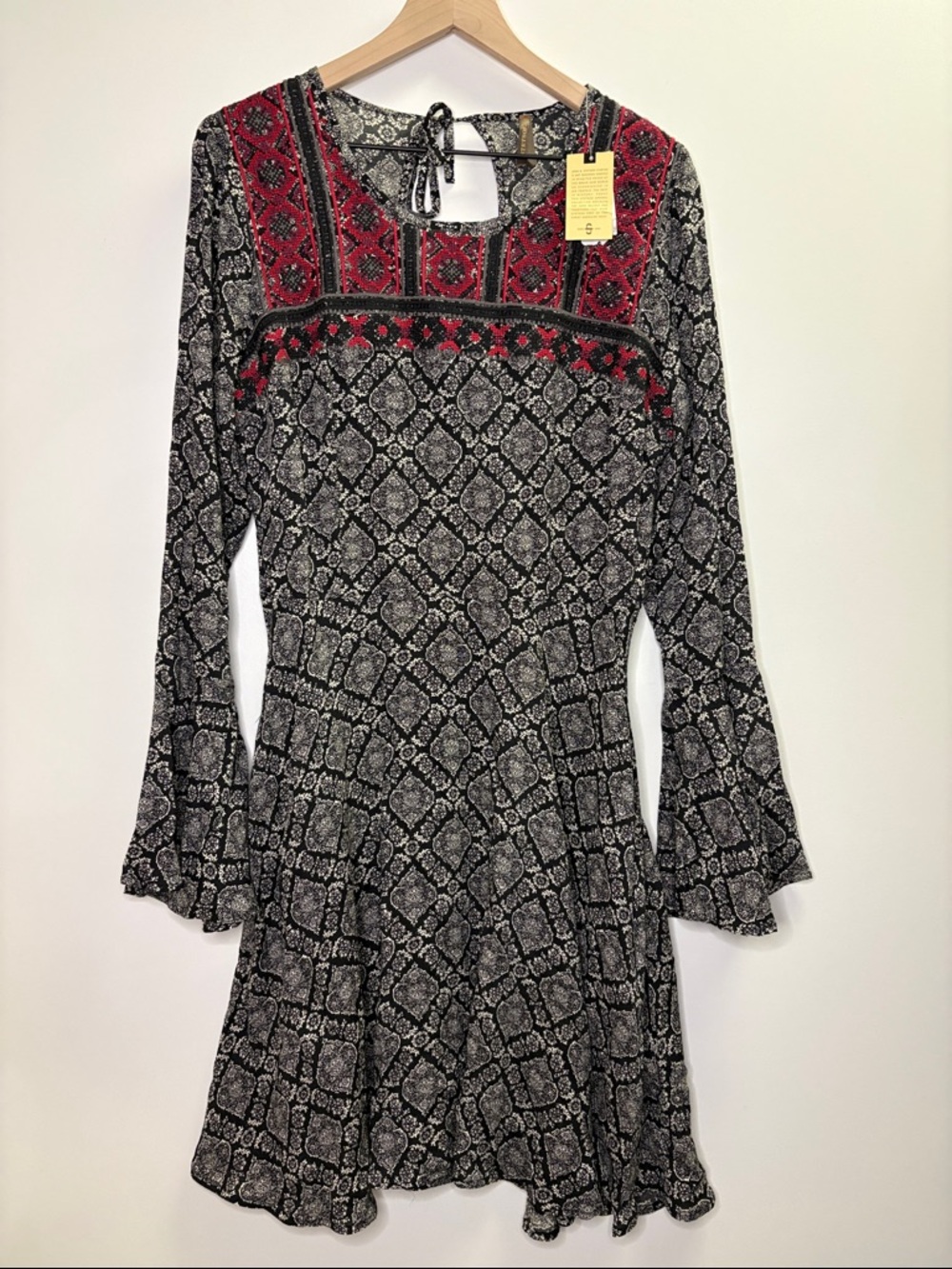 Stetson Black Geometric Dress Red Embroidered Yoke Boho Long Bell Sleeve NEW 14